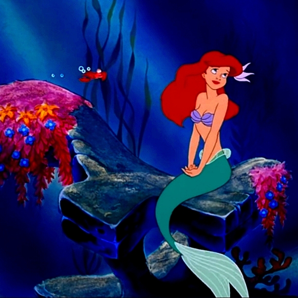 Hallmark Disney Wiggles Little Mermaid Princess Ariel Christmas Ornament - Picture 9 of 12